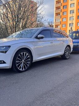 Škoda Superb 3