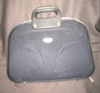 DÁMSKÁ DIPLOMATKA - 1