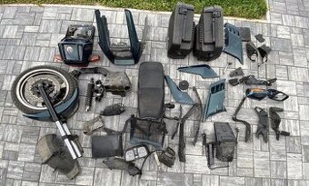 Náhradní díly a plasty na BMW K100RS