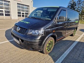 NOVÁ STK - Volkswagen T5 - Caravelle Long - 9 míst