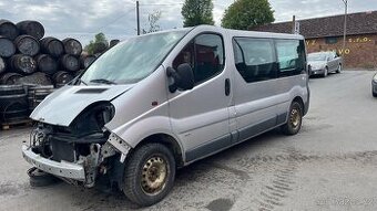Opel Vivaro 2.0dci M9R E7 Na náhradní díly