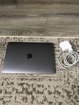MacBook 12 2017 256gb 9/10