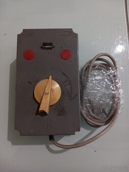 RETRO transformator PIKO (modelová železnice)