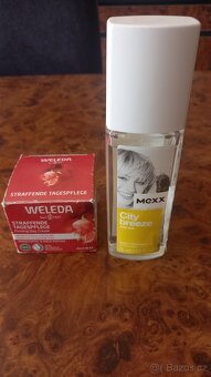 Weleda zpevňující denní krém a Mexx deodorant