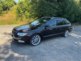 Škoda Superb 2.0 tdi L&K, nezávisle topení