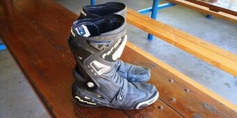 Motoboty Forma Racing Performance č.45