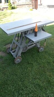 Okružní pila HVP 60 – 5,5 kW, kotouč ⌀ 600 mm + štípací trn