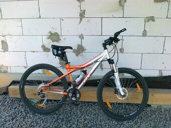 Horské kolo GT Avalanche 1.0, vel. S