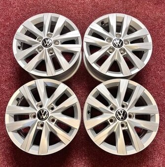 5x120 R16 Alu originál T6 najeto 11.500KM - TOP STAV