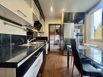 Kompletně vybavený byt po rekonstrukci - 4+1 s lodžií (užitn