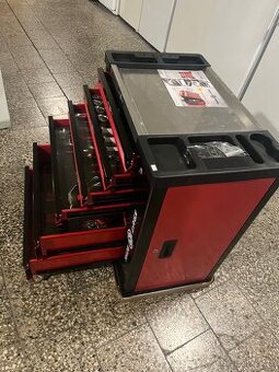 Craft Royal Box – nový, velký box na nářadí.