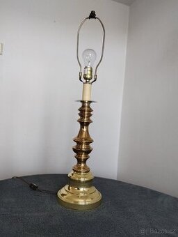 Podstavec stolní lampy