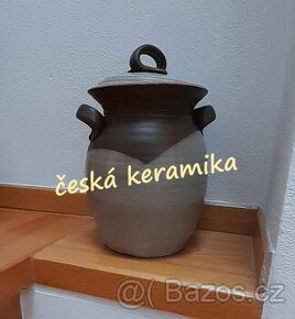 Džbán s pokličkou keramika