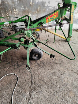 obraceč sena stoll z 550 d v suprovnim stavu