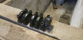 Prodám podkovy klikové hřídele zetor