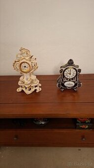 ​Sbírka hodin a porcelánu 
