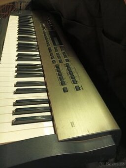 Roland RS-5 – 64 Voice Synthesizer 🎹