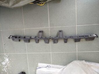 Prostřední držák zadního nárazníku Citroen C4 Grand Pıcasso