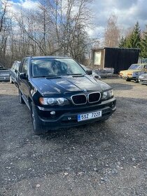 BMW X5 3.0i -rezervovano