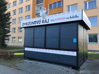 Kompletně vybavený prodejní stánek na Rajské zahradě – Praha