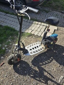 Nitro scooters, 71ccm,benzín, 3 rychlosti