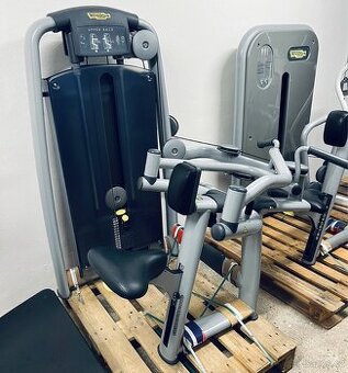 Profi fitness stroj Technogym - Uper back machine