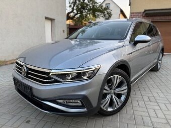 VW Passat Alltrack 4Motin/MatrixLed/Virtual/Kamera/126Tkm