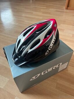 Cyklistická helma giro