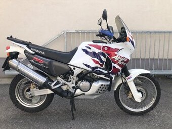Honda XRV 750 Africa Twin, velice pěkná - 1