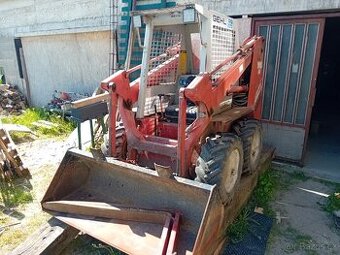 Gehl 3610 smykový nakladač r.v.1984 vidle