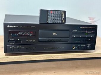 PIONEER D-05 VÝBORNÝ DAT REKORDÉR DÁLKA