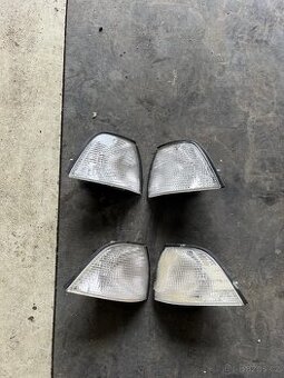 Čiré blinkry BMW e36