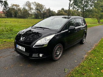 Peugeot 5008 2.0 HDI 110kW, RV 2013, Tažné, Nová STK