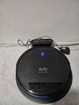 Robotický vysavač eufy g10