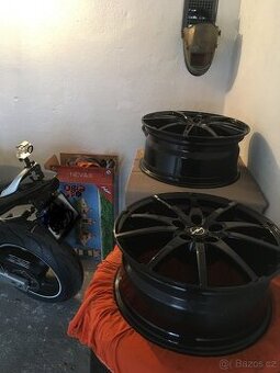 Alu kola 5x110