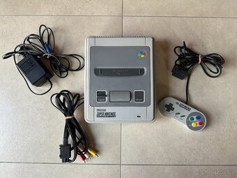 NINTENDO SNES-Super Nintendo Entertainment System pěkný stav - 1