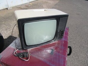 Nabízím retro televizi nefunkční.. Obraz nejde. Zvuk jde. P