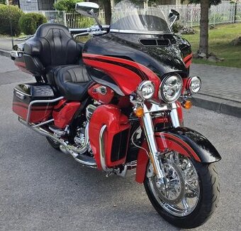 Harley Davidson Electra Glide Ultra CVO FLHTKSE
