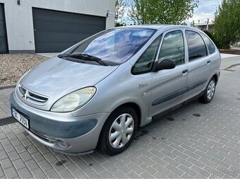 Citroen Xsara Picasso 2.0HDI,130xxx km,1.majitel,prav. servi