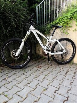 celoodpružené kolo Scott Genius LT30