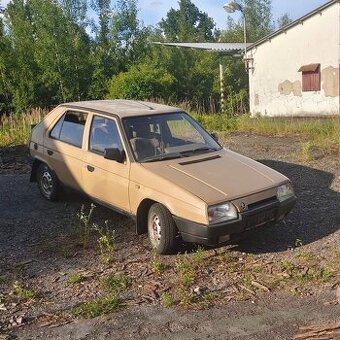 1990 Škoda Favorit 135 LS s LPG