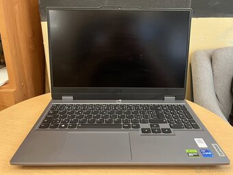 Lenovo LOQ 15IRX9 (Luna Grey)