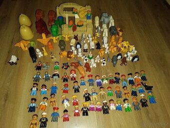 Lego Duplo hromada panáčci+ zvířata