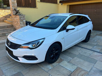 Opel Astra 1.2turbo 96kW Elegance