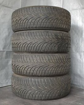Zimní pneumatiky Nokian 205/55 R16 č. AP164