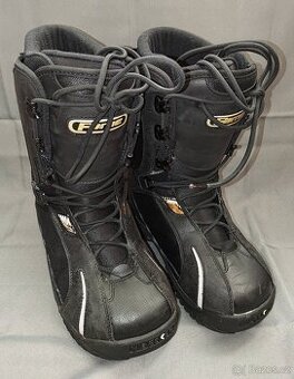 Boty na Snowboard NIDECKER vel. 40 (délka stélky 26cm)