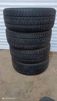 Zimní pneumatiky 235/55r18