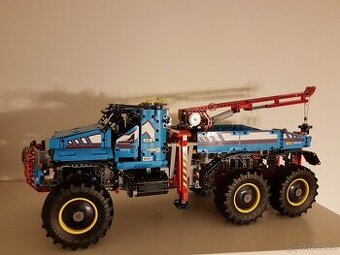 Prodam lego technic 42070