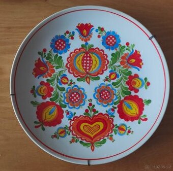 Prodej porcelánu, talíře