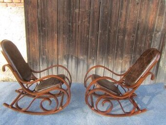 Pěkná houpací křesla